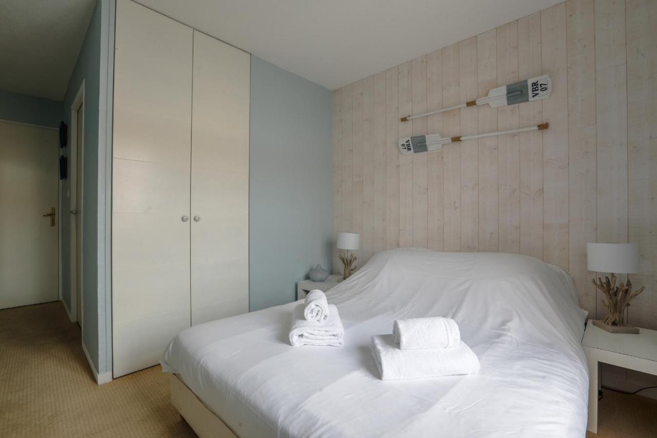 Au Coeur Du Port, Vue Unique, Appartement Pour 6 Saint-Martin-de-Ré Exterior foto